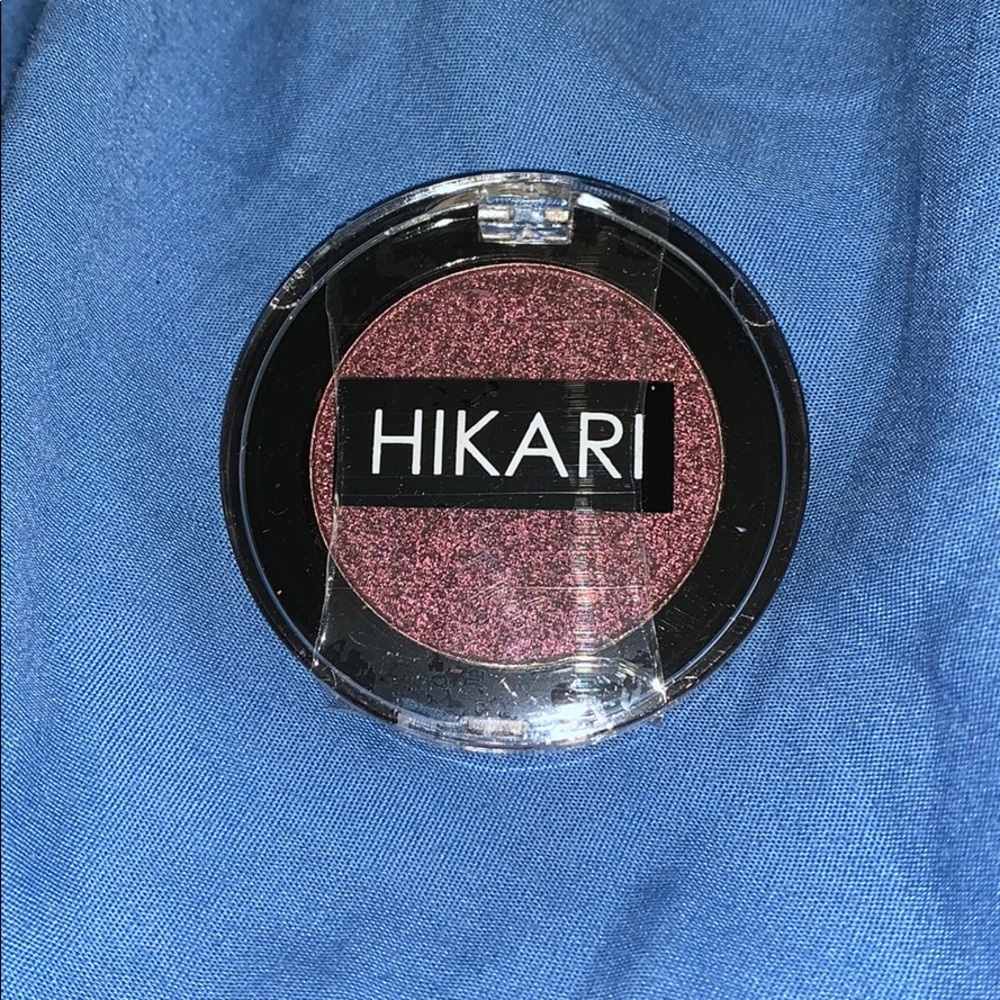 Hikari Cream Pigment Eyeshadow in Mulberry